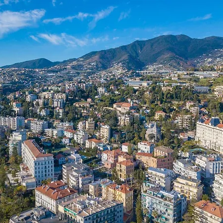 Appartement Savoia Handel 0-22 San Remo